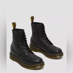 Dr Martens 1460 Pascal Virginia Leather Lace Up Boots Women’s Size 9